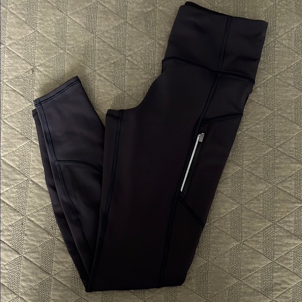 Black High-Waisted Leggings with Pocket